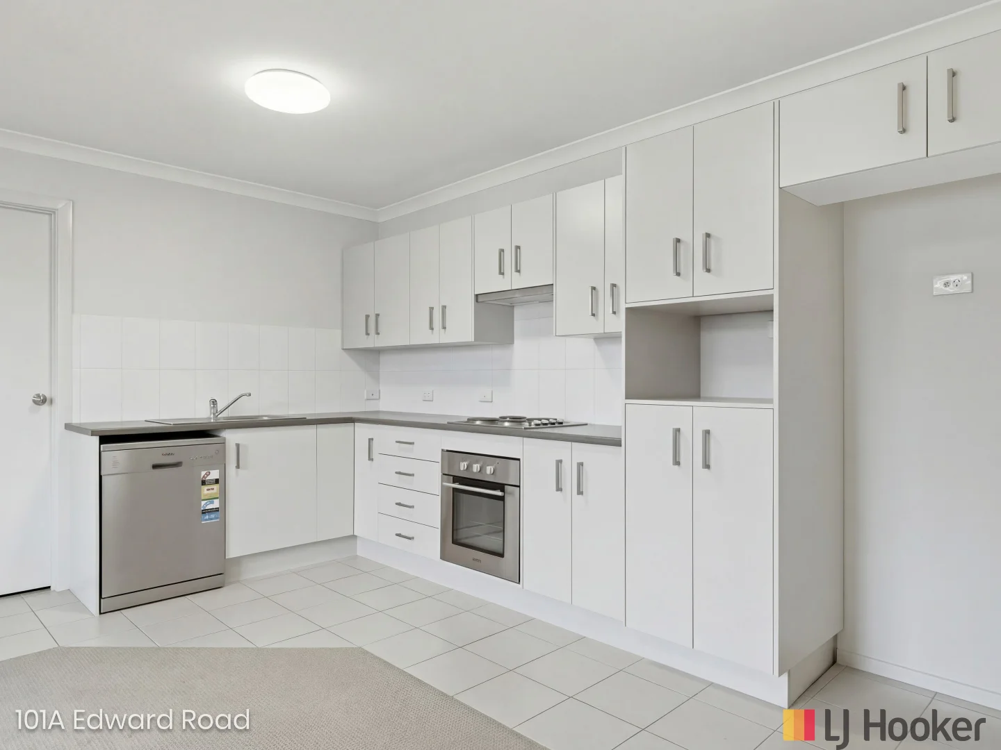 Additional image 25 of 101 & 101A Edward Road, Batehaven NSW 2536