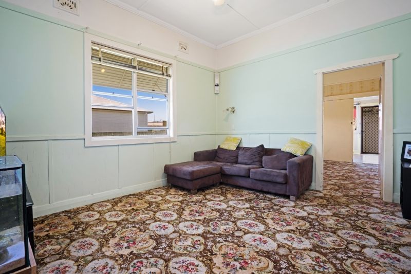 46 Sparke Street, Georgetown NSW 2298, Image 2