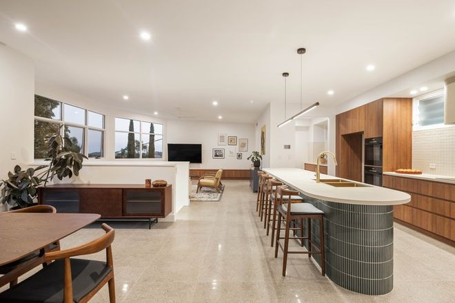 42 Skyline Terrace, BURLEIGH HEADS QLD 4220 - Image 4