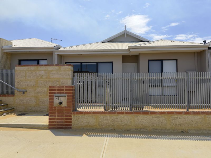 3 bedrooms House in 47 Roulettes Parade CLARKSON WA, 6030