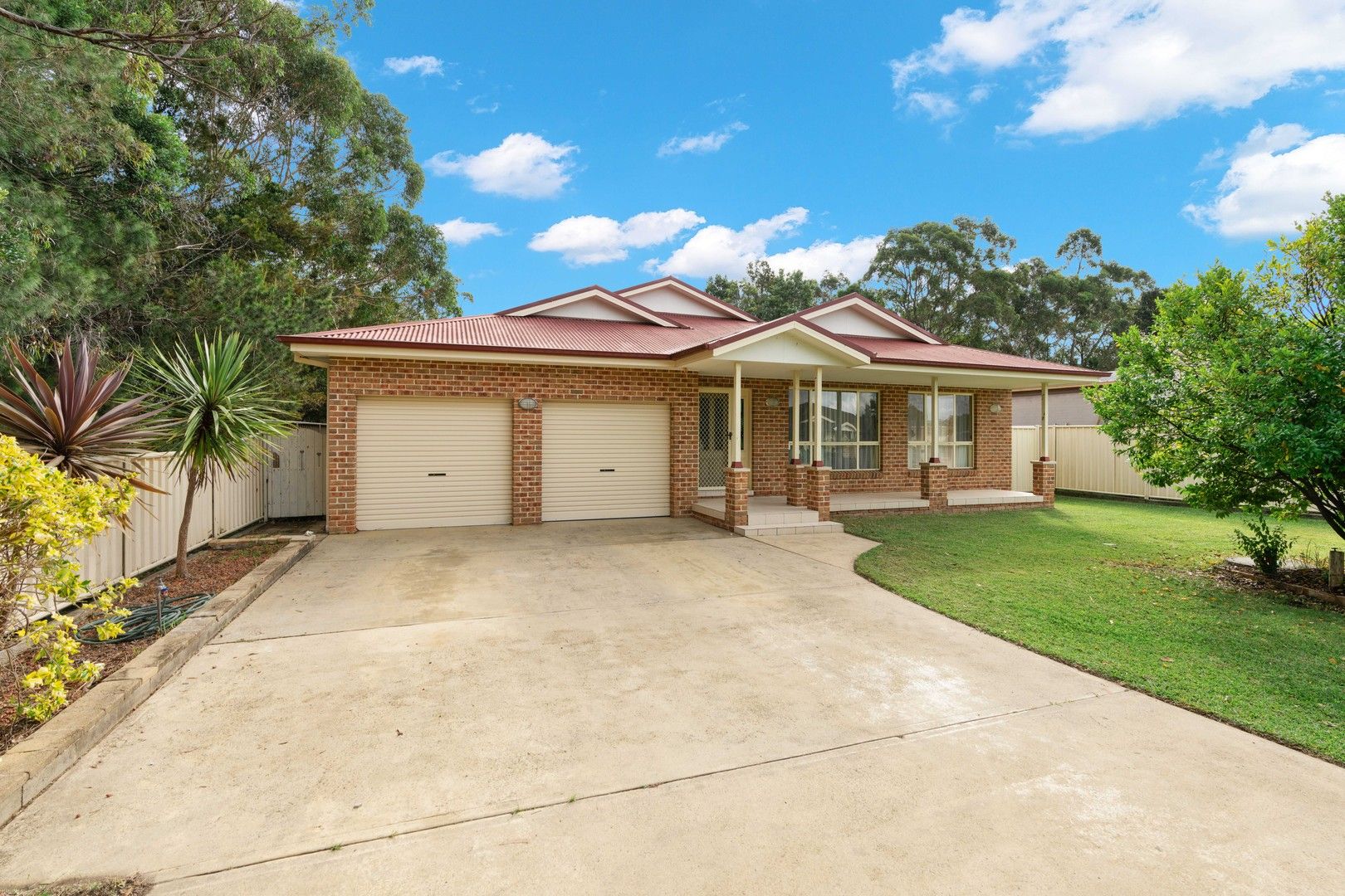 4 bedrooms House in 19 Gumnut Way NORTH NOWRA NSW, 2541