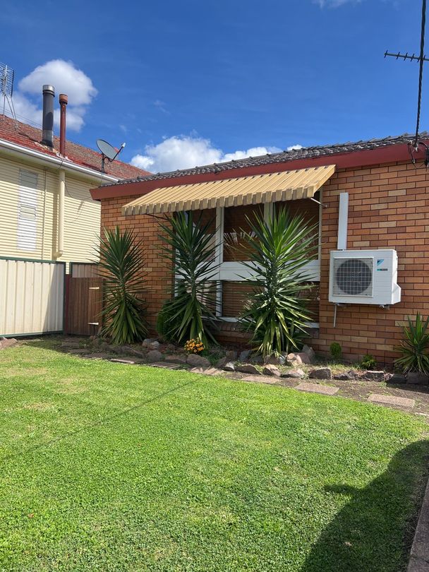 2 bedrooms House in 38 South Street TELARAH NSW, 2320