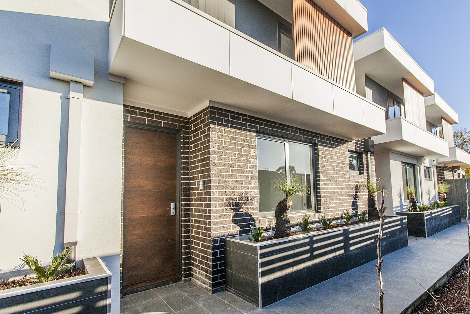 3 bedrooms Apartment / Unit / Flat in 2/35 Ross Street DONCASTER EAST VIC, 3109