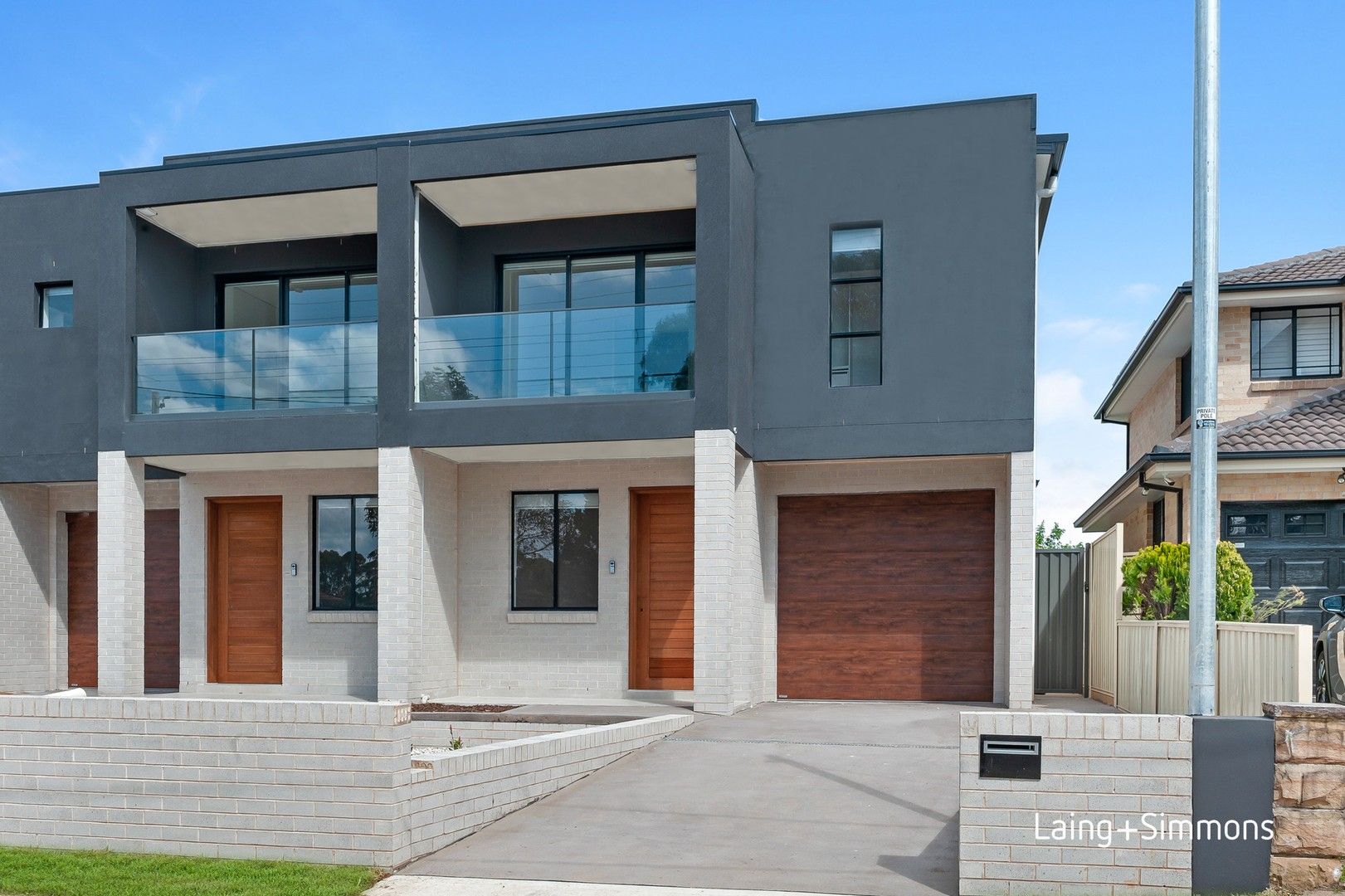 5 bedrooms Semi-Detached in 138A Smith Street PENDLE HILL NSW, 2145