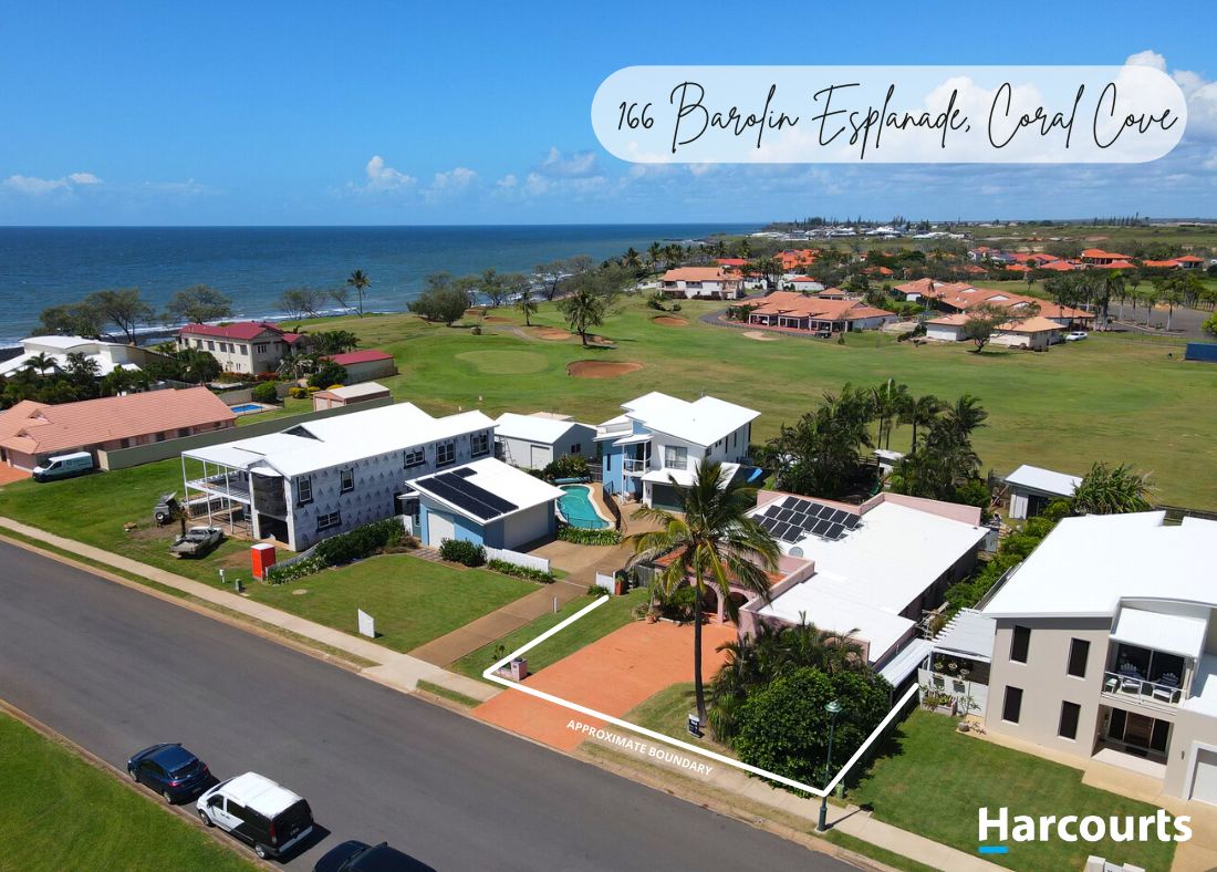 3 bedrooms House in 166 Barolin Esplanade CORAL COVE QLD, 4670