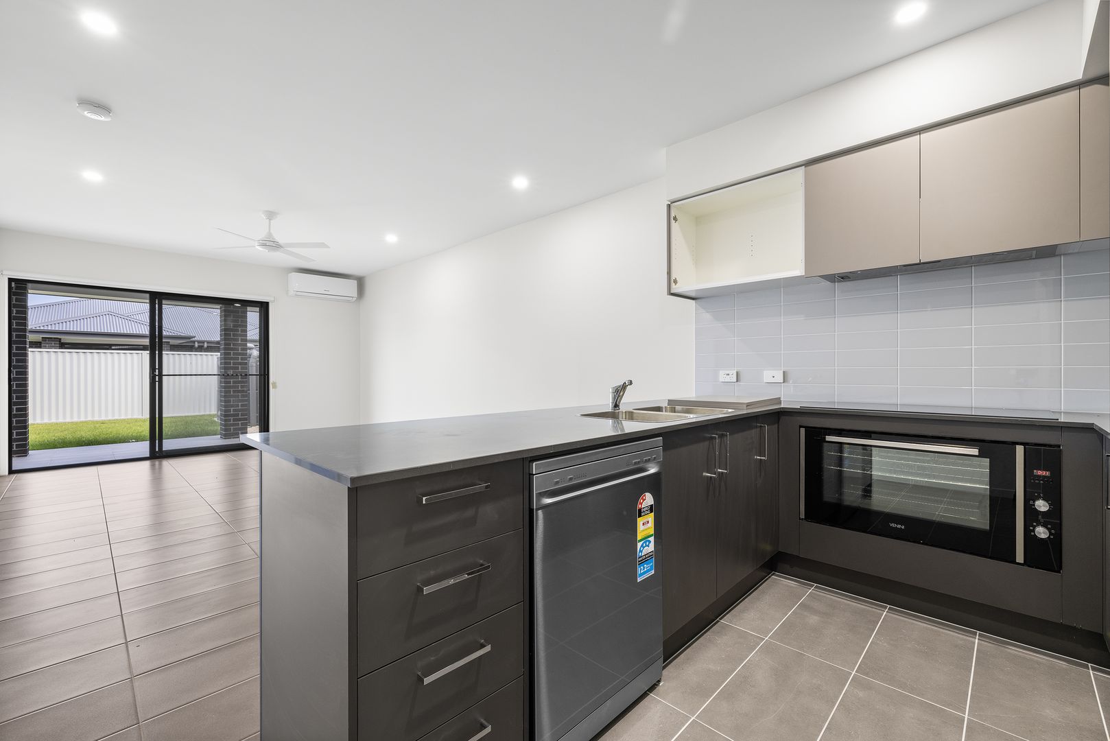 6a Medora Avenue, South West Rocks NSW 2431 Semidetached For Rent