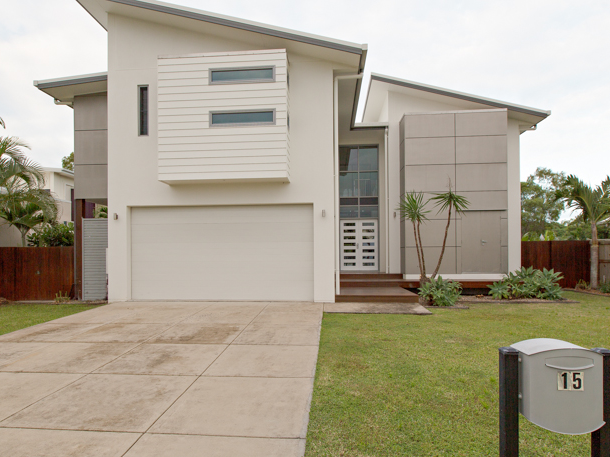 15 Seafarer Court, Blacks Beach QLD 4740