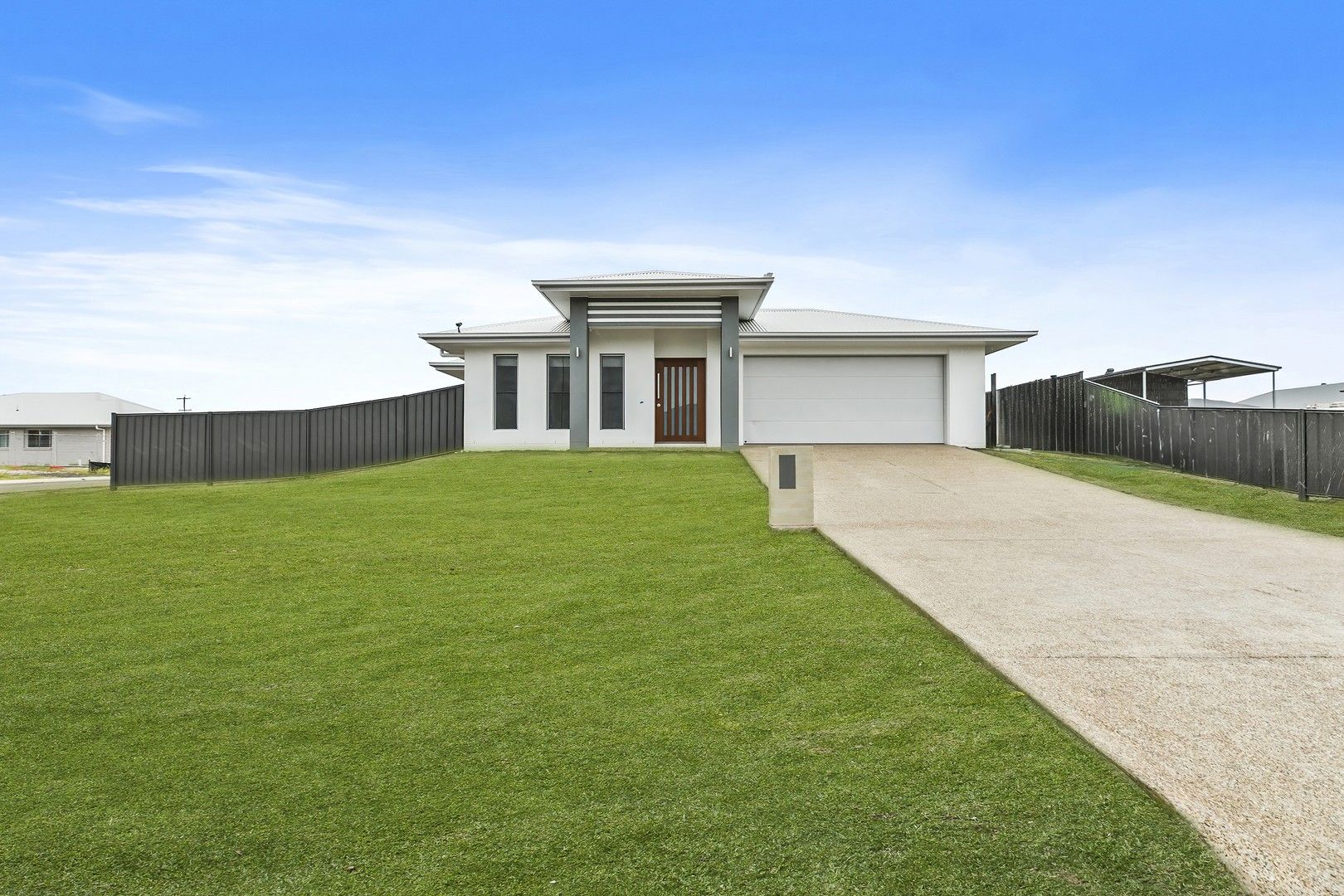 4 bedrooms House in 31 Cardamon Avenue NIKENBAH QLD, 4655