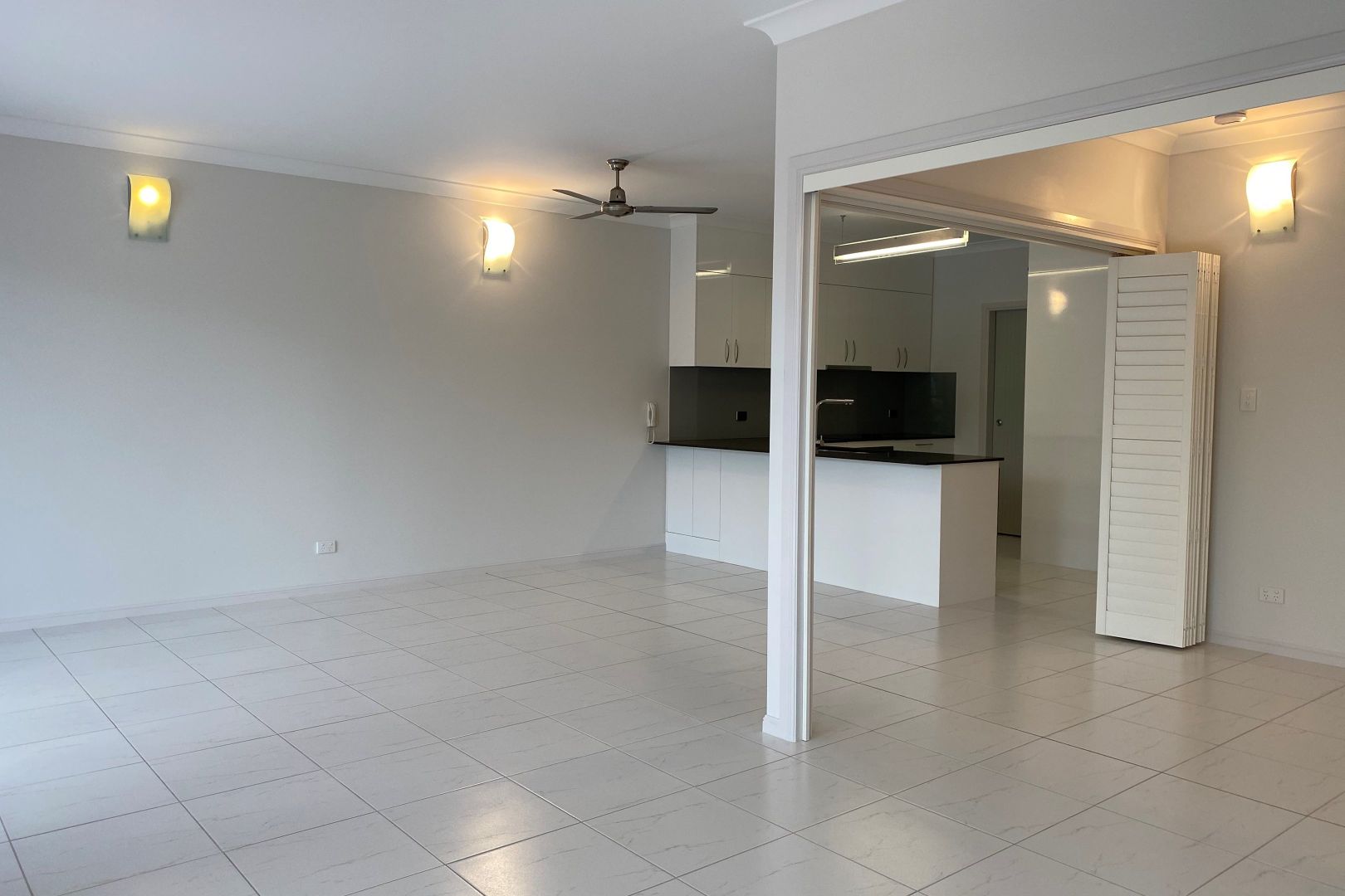 2/33 Quinn Street, Rosslea QLD 4812 Apartment For Rent Domain