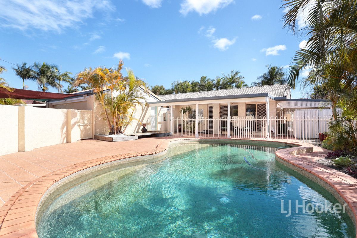 33 Endeavour Drive, Banksia Beach QLD 4507, Image 0