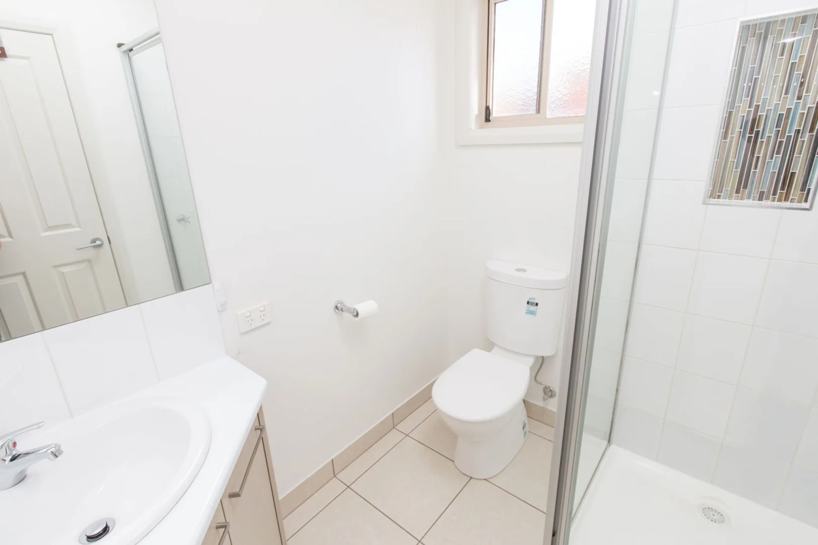 Additional image 2 of 16 Christian Court, Mildura VIC 3500