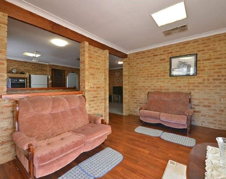 4 bedrooms House in 37 Britannia Way CRAIGIE WA, 6025