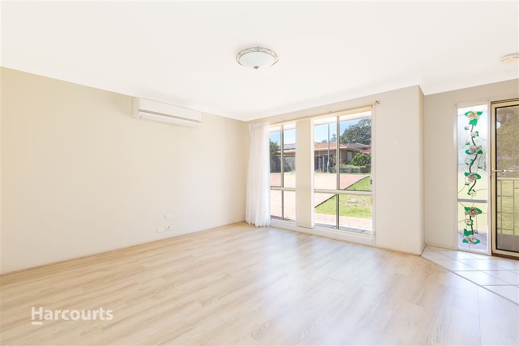 8 Liam Close, Albion Park NSW 2527, Image 2