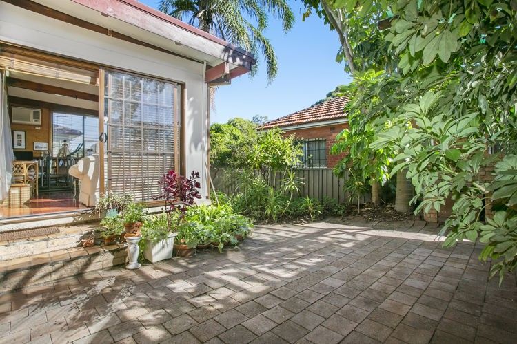 416 Blaxcell Street, South Granville NSW 2142
