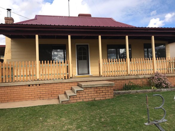 13 Callaghan Street, Parkes NSW 2870