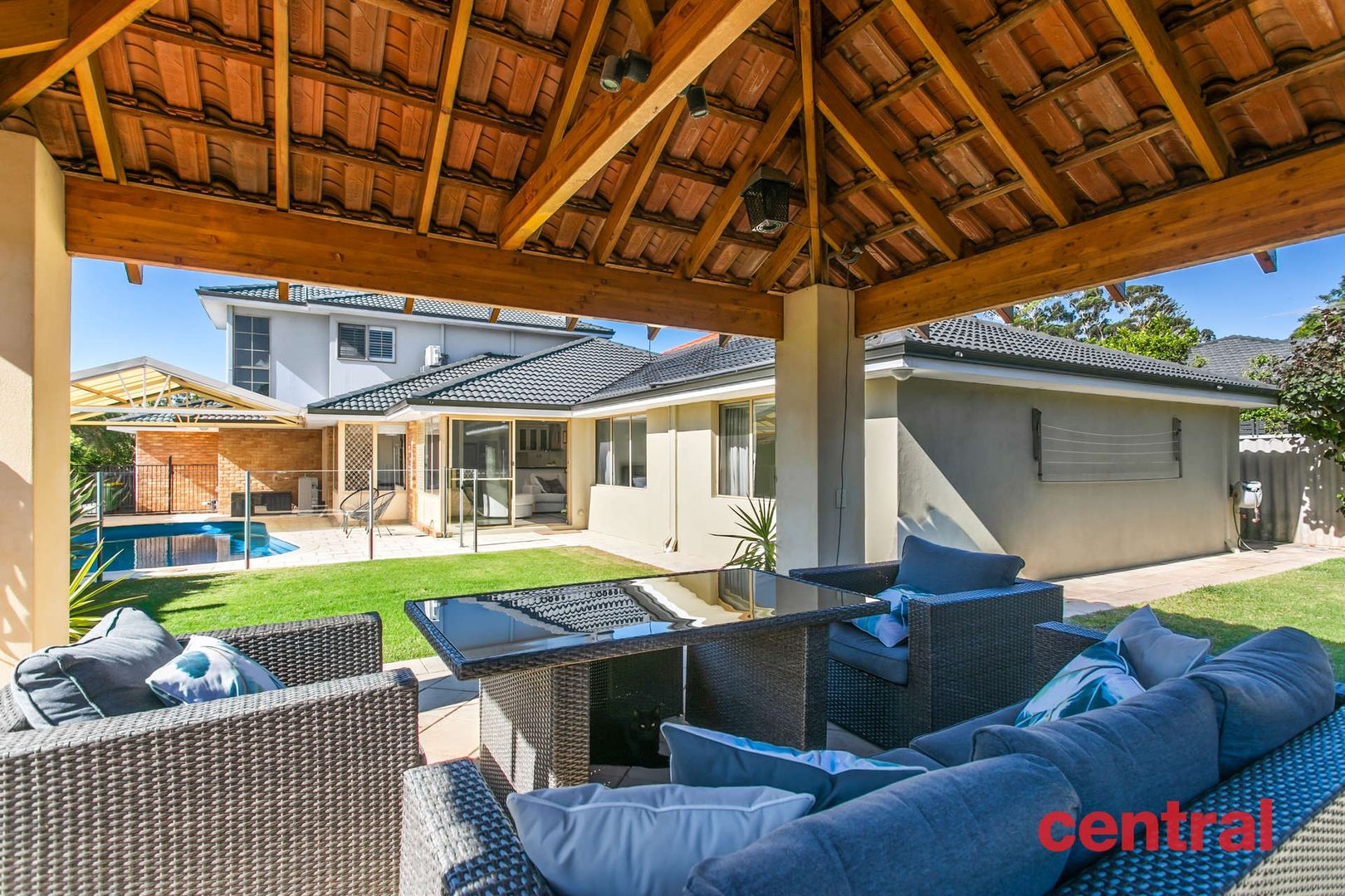 10 Grainger Drive, Mount Claremont WA 6010 House For Rent Domain