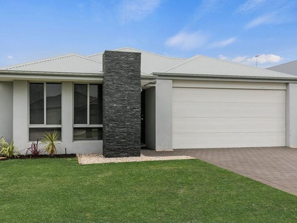 11 Lomond Crescent, Wandi WA 6167