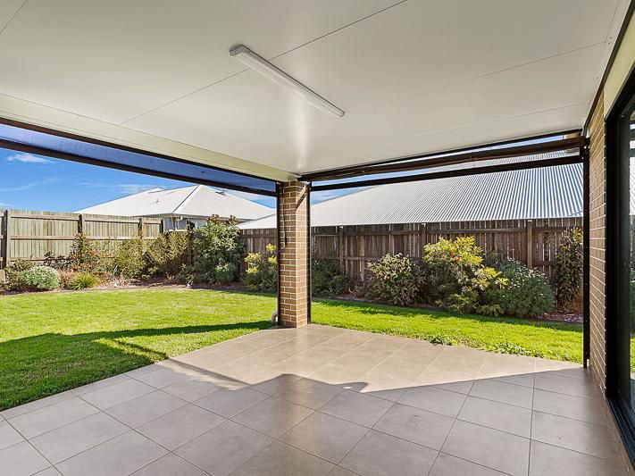 39 Pugh Street, Middle Ridge QLD 4350, Image 1