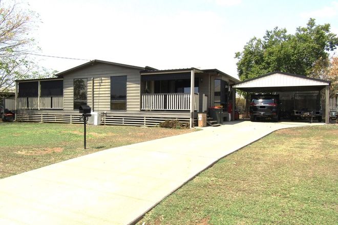 Picture of 35 Littlefield Street, BLACKWATER QLD 4717