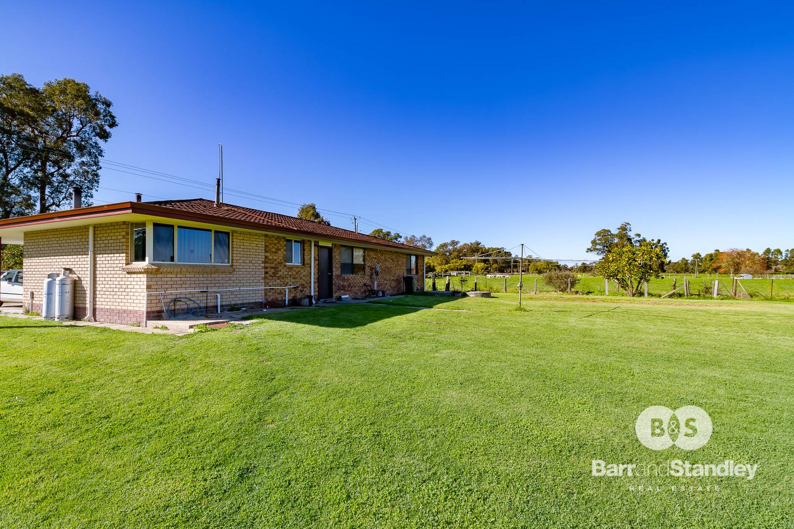 28 Hurst Road, Boyanup WA 6237, Image 2