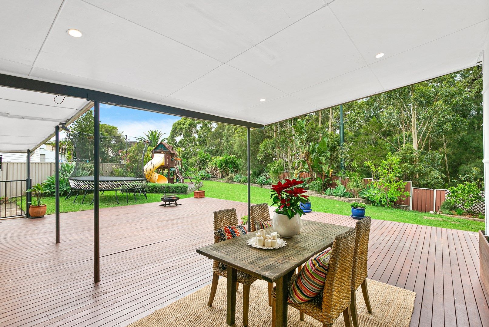 15 Williams Crescent, Russell Vale NSW 2517, Image 0