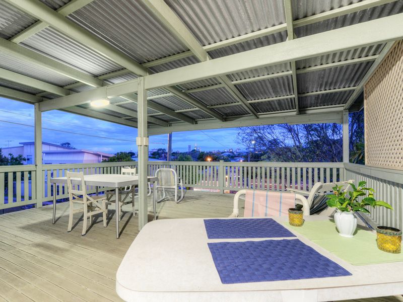 2 Abuklea Street, WILSTON QLD 4051, Image 2