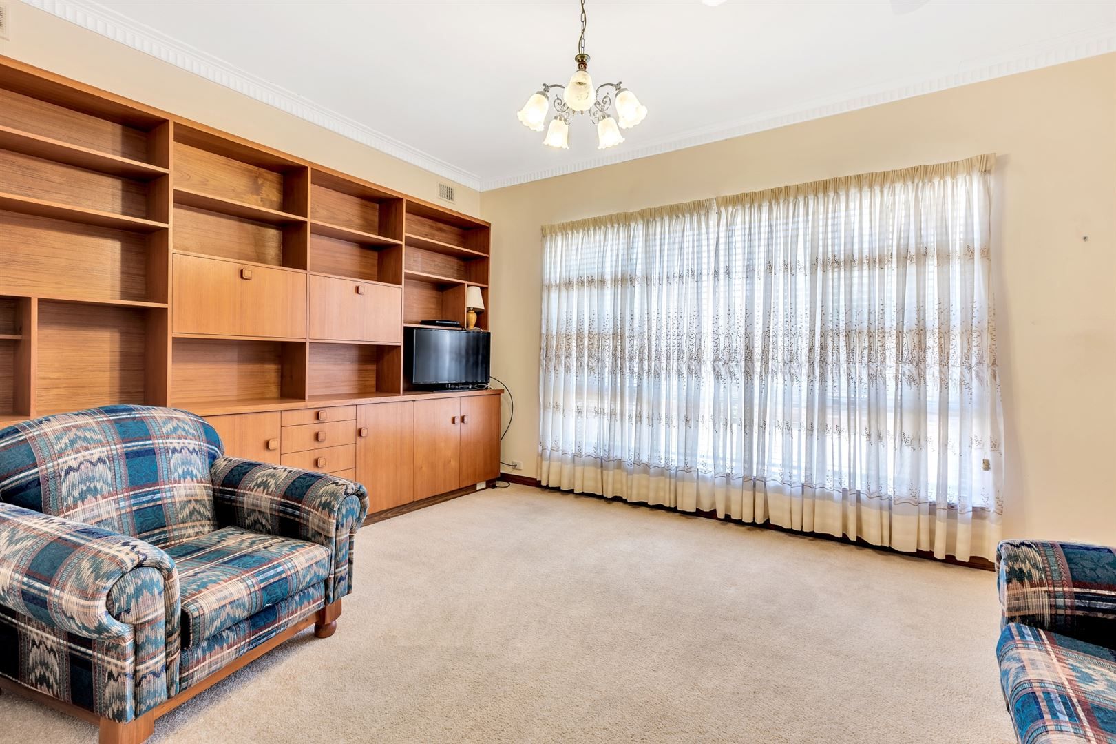 17 Orlando Avenue, Hampstead Gardens SA 5086, Image 1