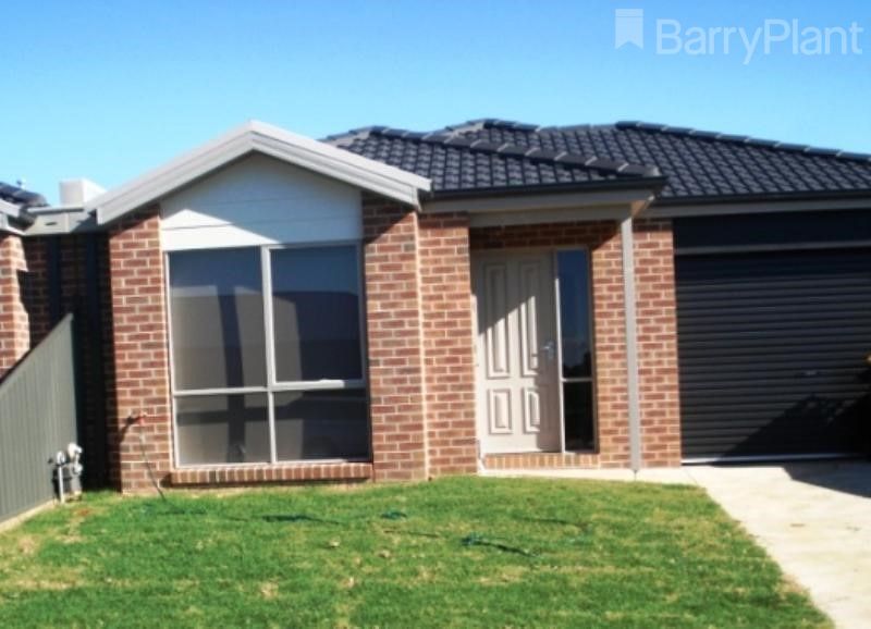 2/33 Mountview Drive, Sebastopol VIC 3356, Image 0