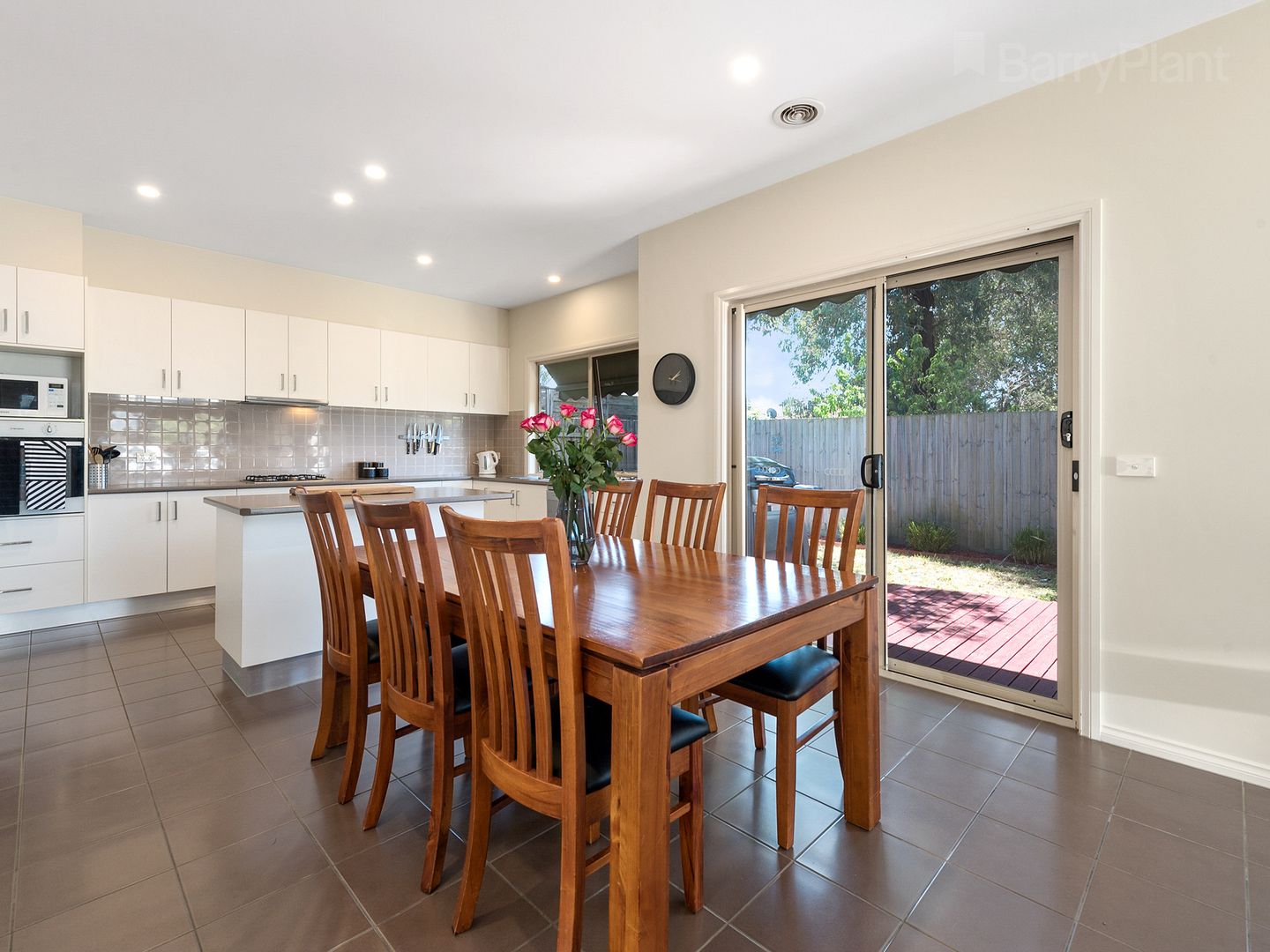 2/17 Iris Crescent, Boronia VIC 3155, Image 2