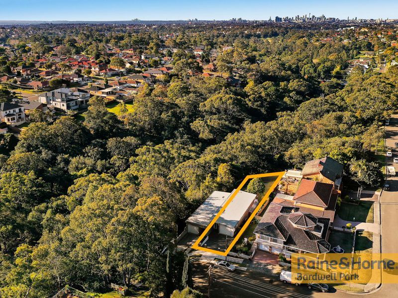 22A Ellerslie Road, Bexley NSW 2207, Image 2