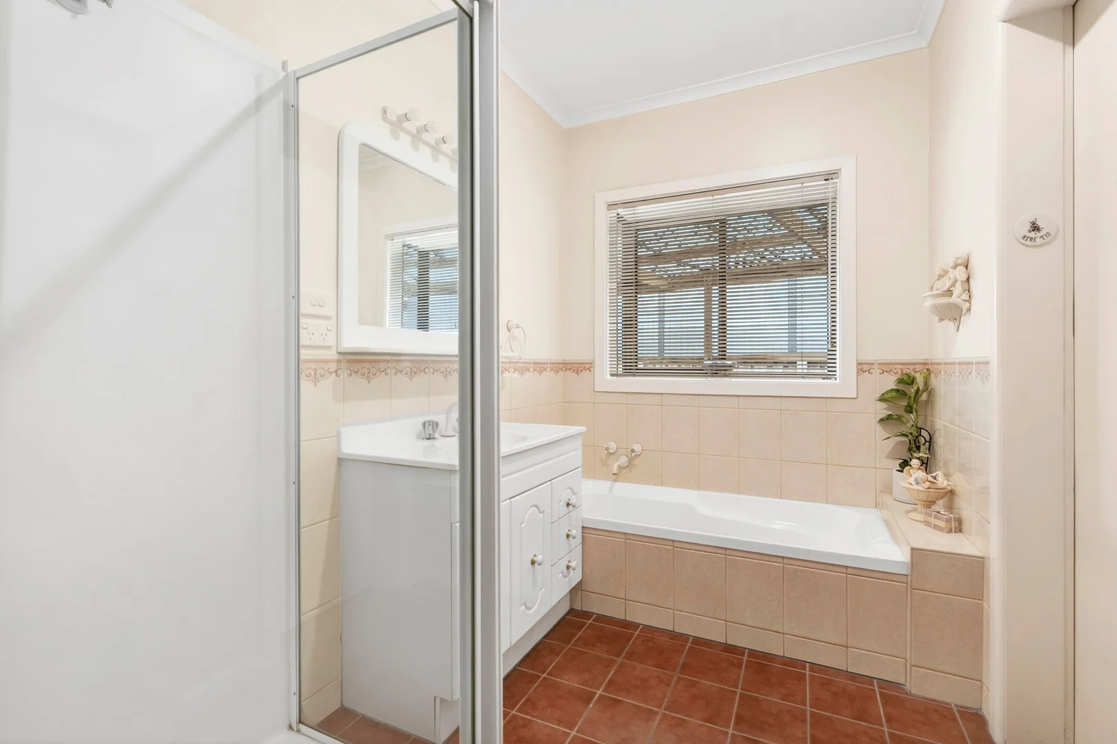 Additional image 12 of 27 Castleton Road, Herne Hill VIC 3218