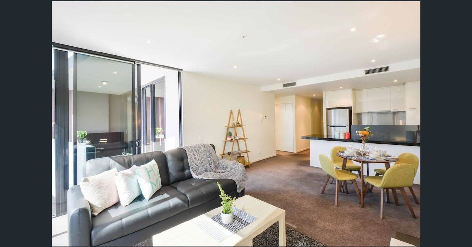 2 bedrooms Apartment / Unit / Flat in 1605/39 Caravel Lane DOCKLANDS VIC, 3008