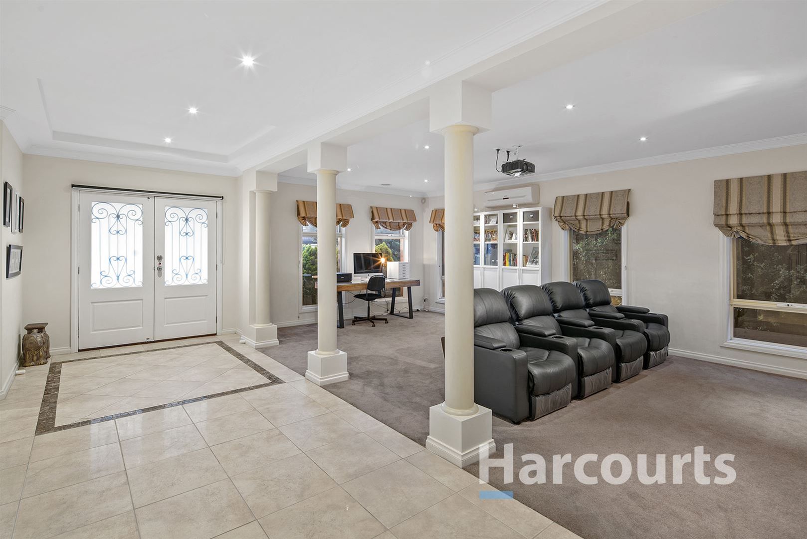 71 Greenfields Drive, Epping VIC 3076, Image 2
