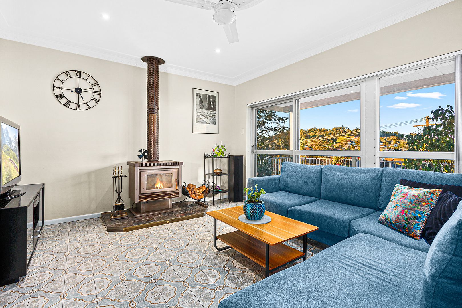 12 Cox Parade, Mount Warrigal NSW 2528, Image 2