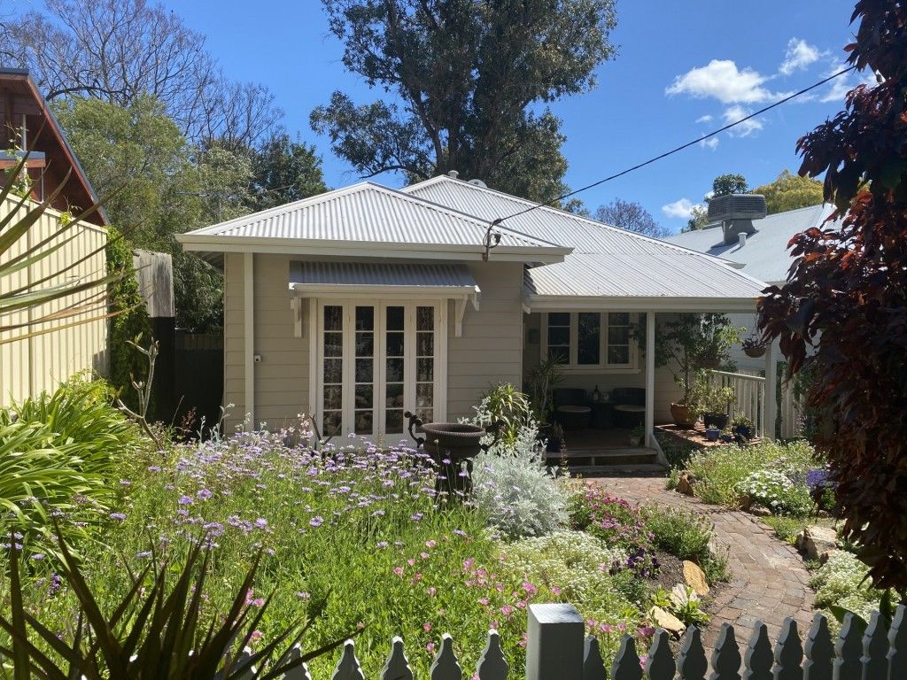 3 bedrooms House in 20 Gordon Street BAYSWATER WA, 6053