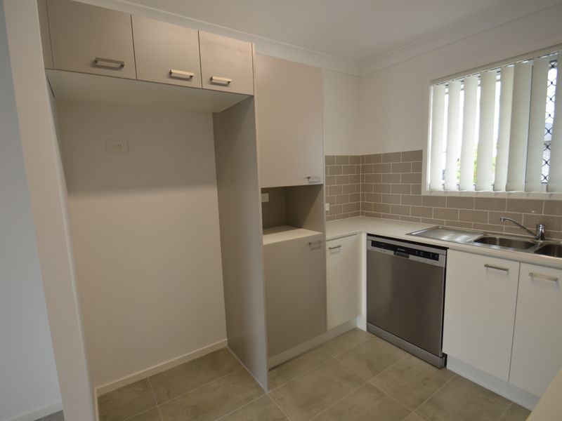 Mt Lindesay Highway, Park Ridge QLD 4125 3 beds townhouse for Rent