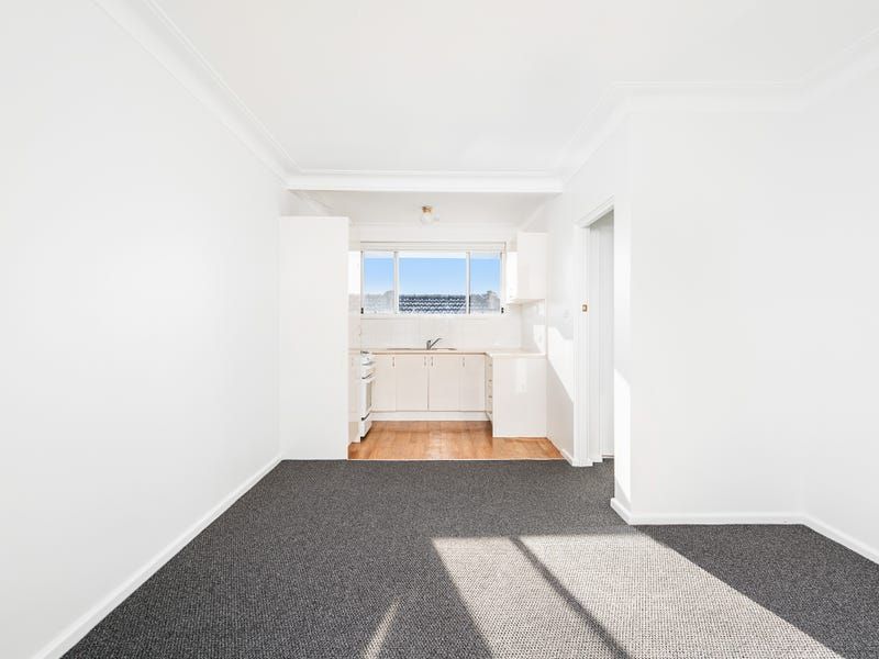 2 bedrooms Apartment / Unit / Flat in 4/73 Cronulla Street CARLTON NSW, 2218