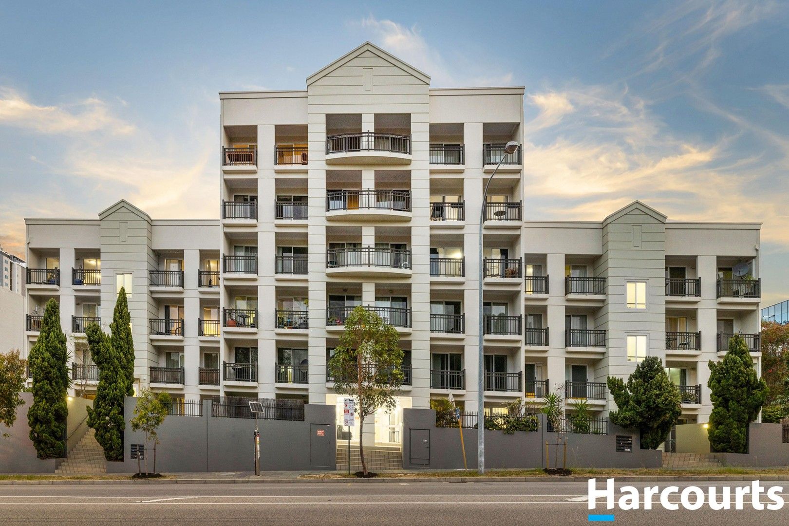 2 bedrooms Apartment / Unit / Flat in 11/929 Wellington Street WEST PERTH WA, 6005