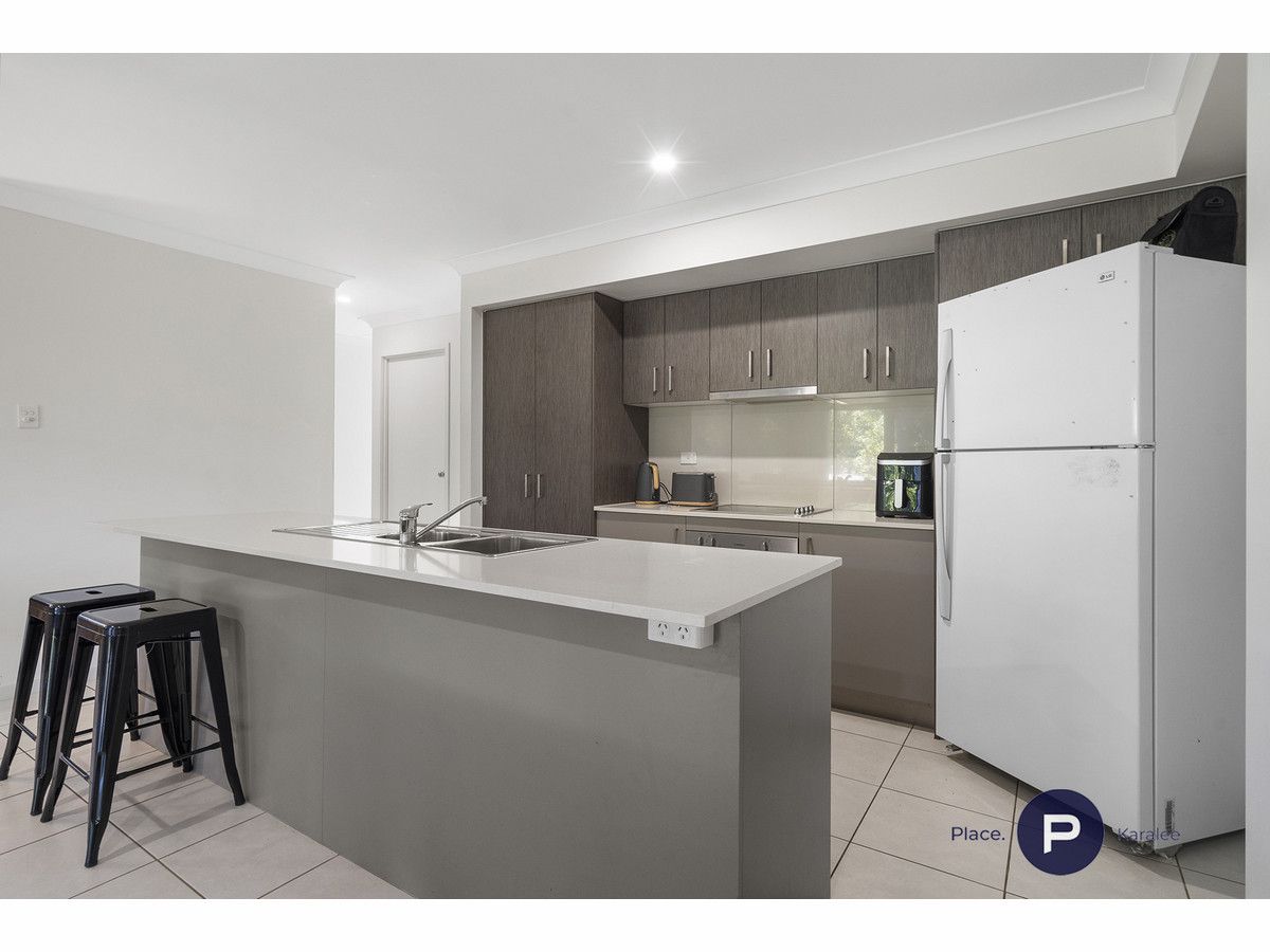 72/302 College Road, Karana Downs QLD 4306, Image 2