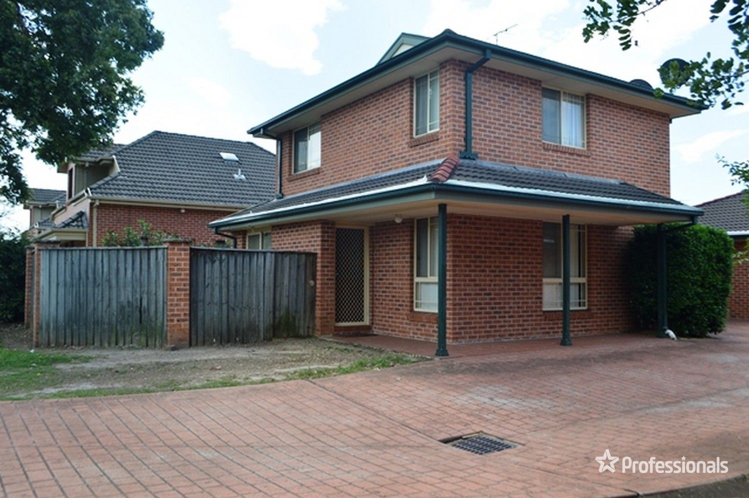 3 bedrooms Townhouse in 1/75-77 Albert Street WERRINGTON NSW, 2747
