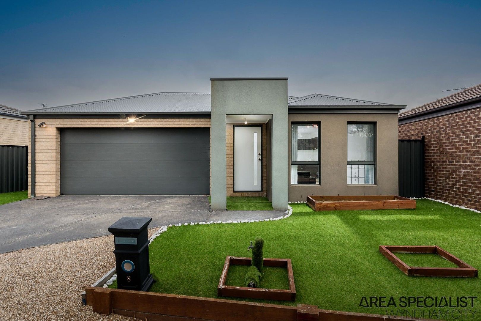 3 bedrooms House in 8 Vicky Court POINT COOK VIC, 3030