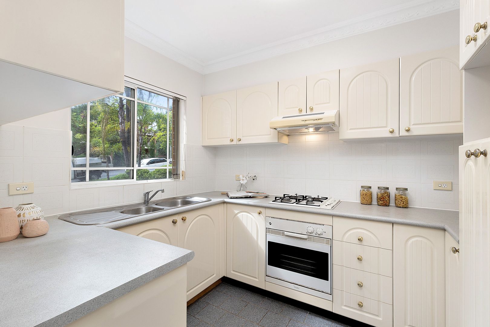 2/1-3 Bellbrook Avenue, Hornsby NSW 2077, Image 2