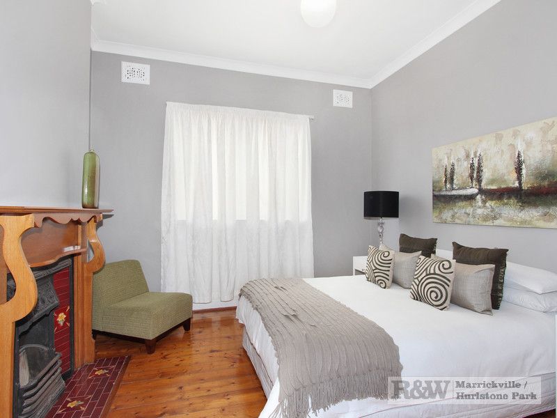 86 Melford Street, HURLSTONE PARK NSW 2193, Image 2