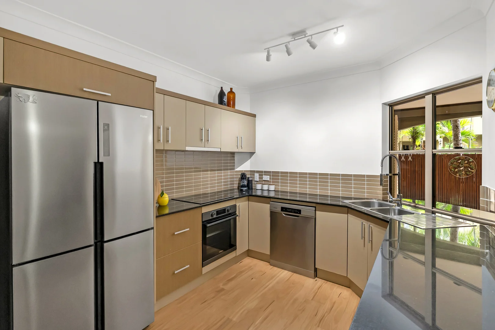 Additional image 9 of 603/12-21 Gregory Street, Westcourt QLD 4870