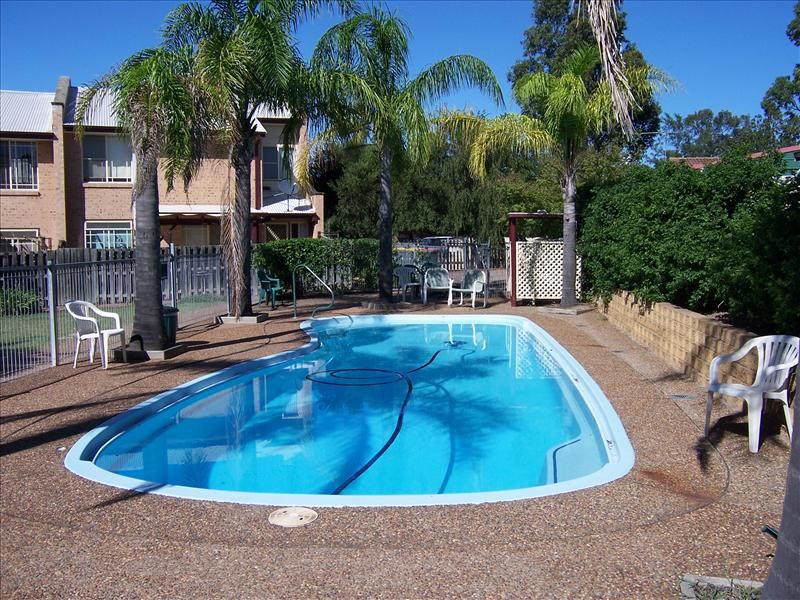 9/2-10 Henry Drive, Singleton NSW 2330, Image 1