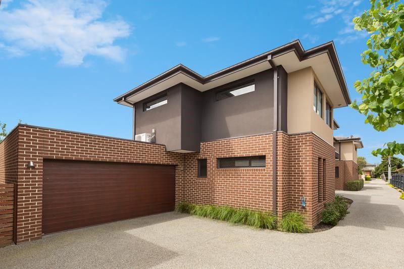 4 bedrooms Townhouse in 2/161 Porter Road HEIDELBERG HEIGHTS VIC, 3081