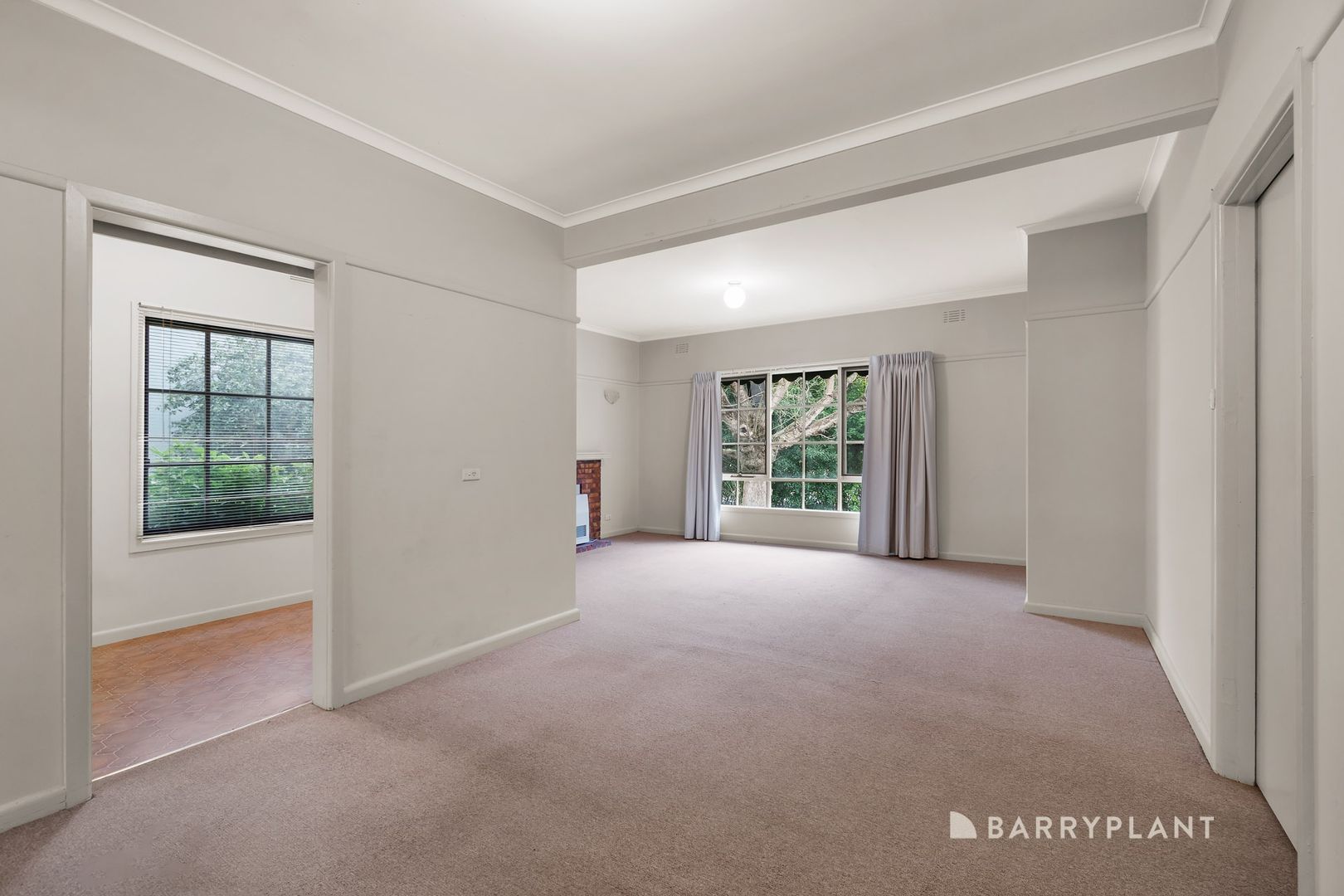 16 Templestowe Road, Bulleen VIC 3105, Image 2