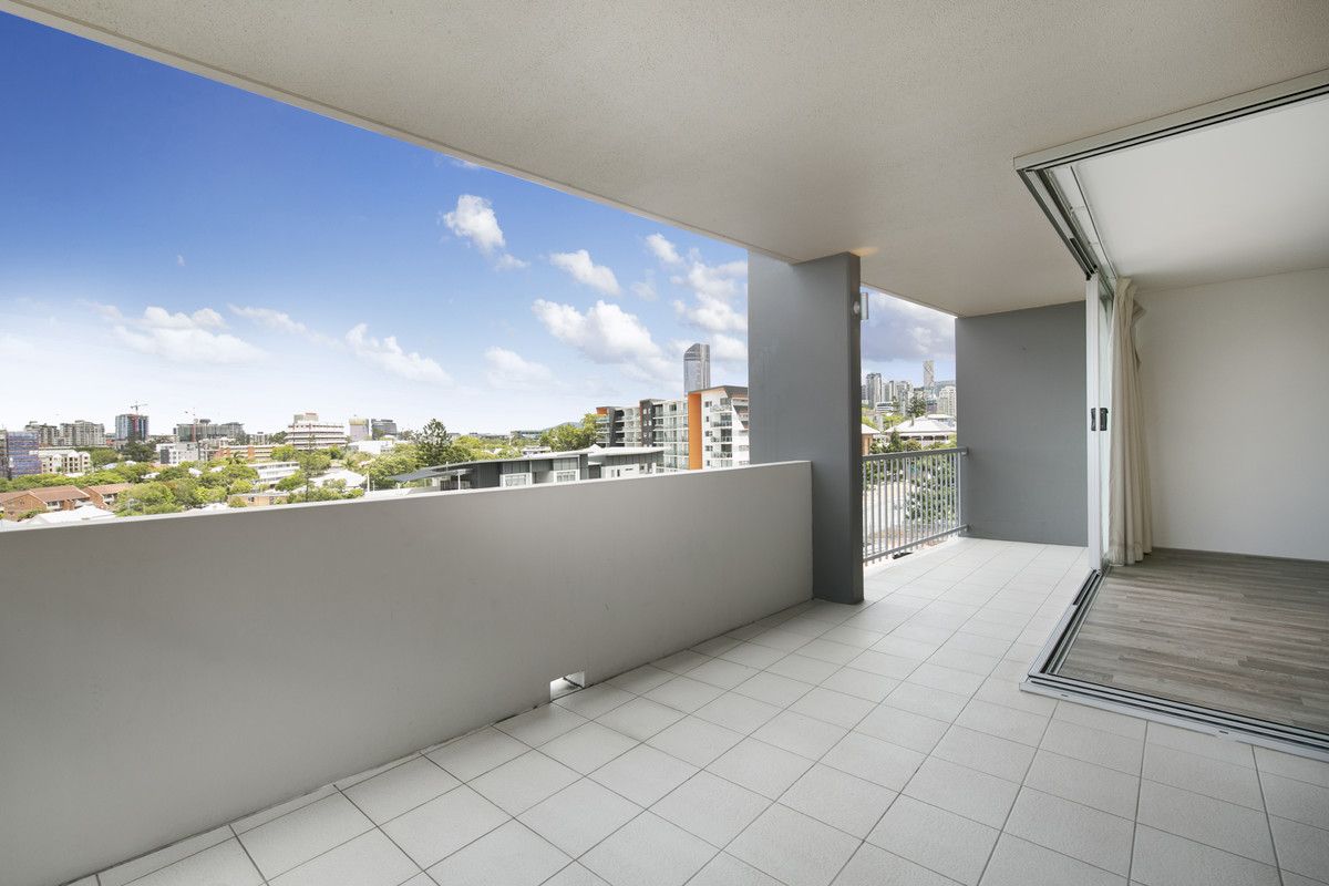 25/147153 Lambert Street, Kangaroo Point Property History & Address