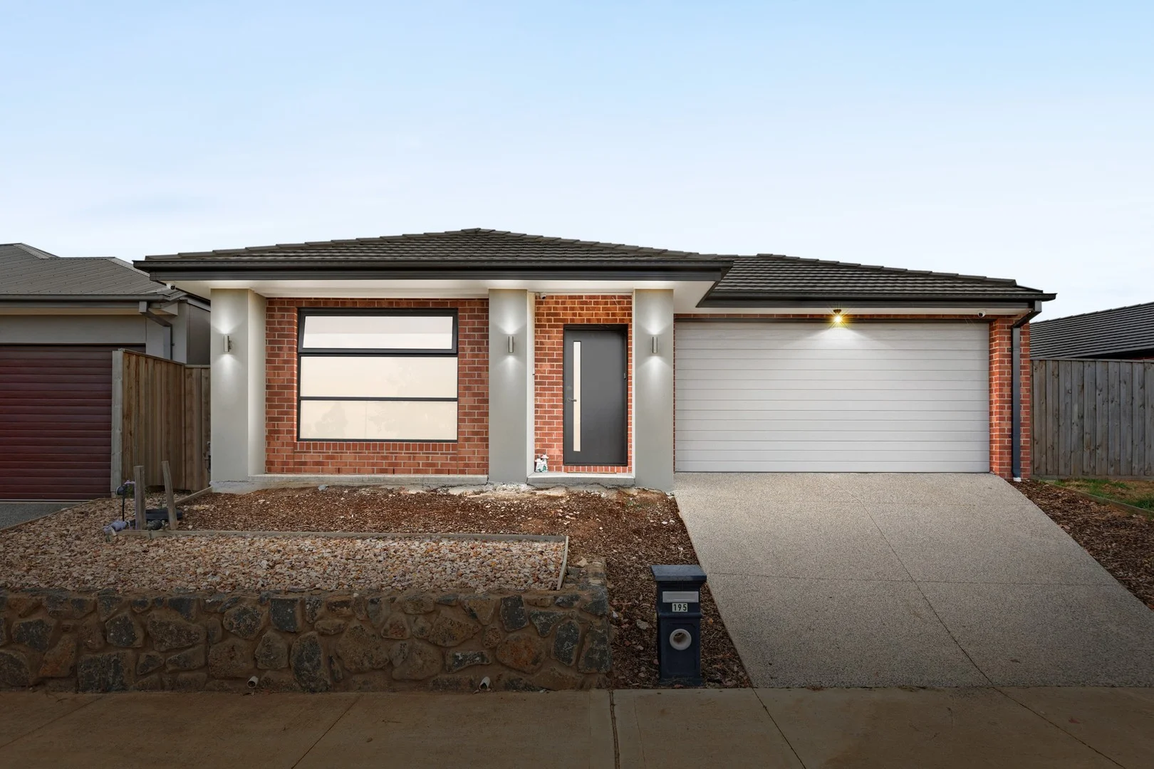 195 Maracana Avenue, Manor Lakes VIC 3024