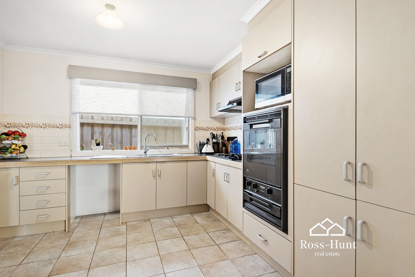 40 Vivianne Avenue, Mont Albert North VIC 3129, Image 2